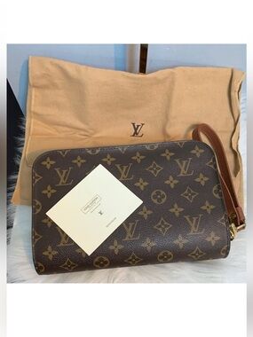 1998 authentic Louis Vuitton Orsay clutch with dustbag and card